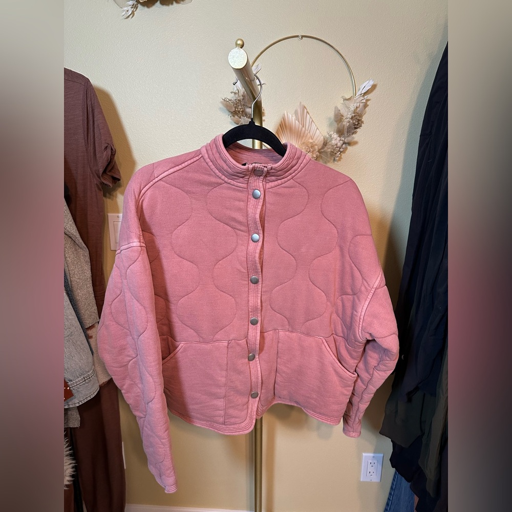 101. Women's Quilted Snap-Front Jacket - Pink
